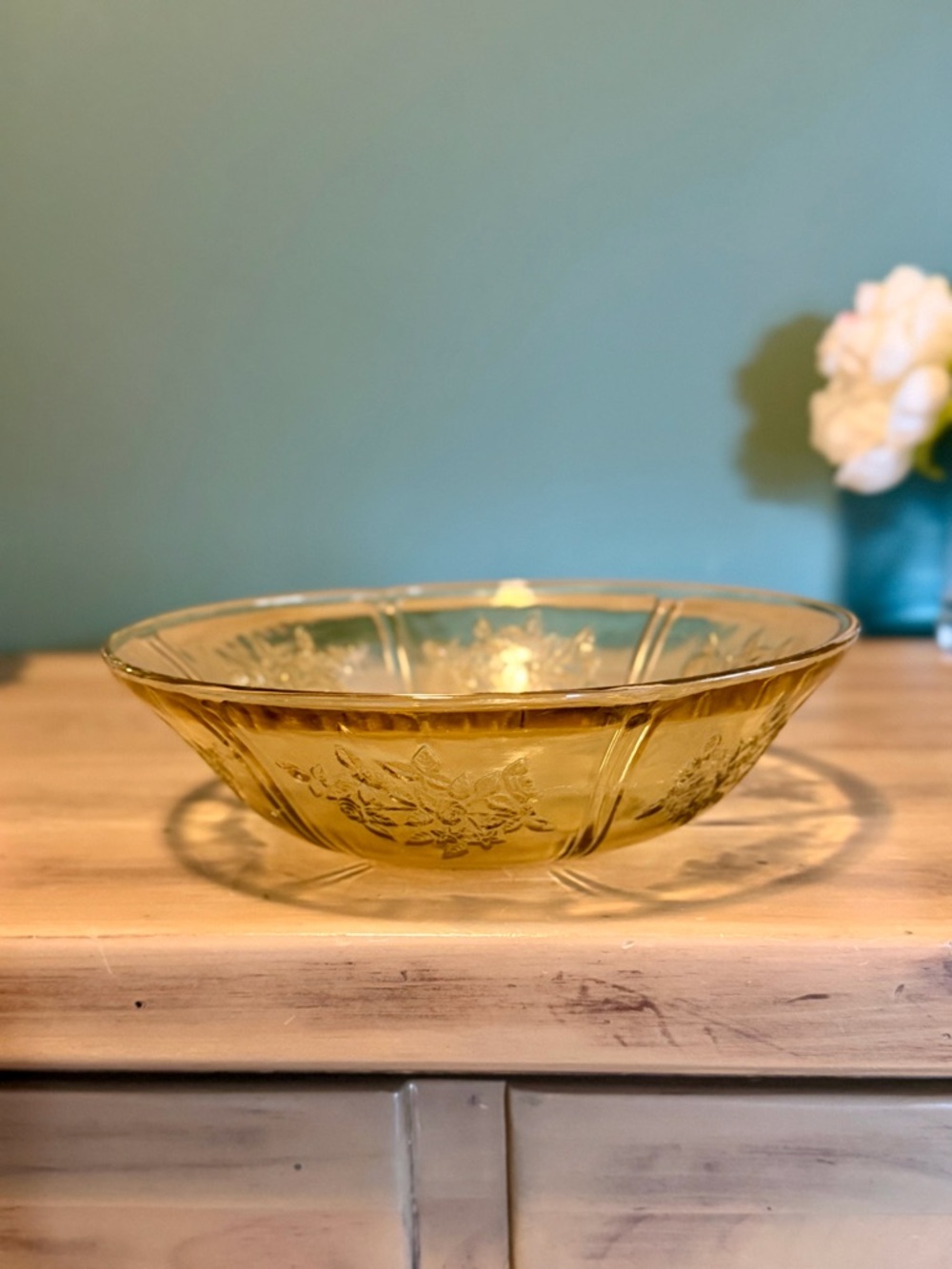 Federal Glass Sharon Amber Cabbage Rose Serving Bowl Vintage
